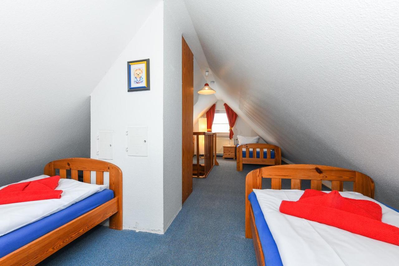 Ferienwohnung Juist Inselhaus Am Deich Neuharlingersiel Exterior foto